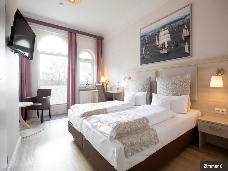 Hotel See Villa image