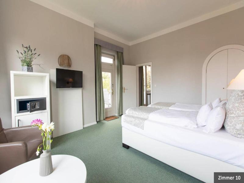 Hotel See Villa image