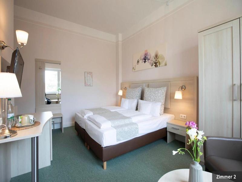 Hotel See Villa image