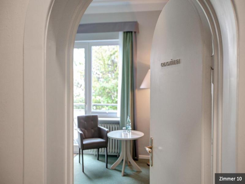 Hotel See Villa image