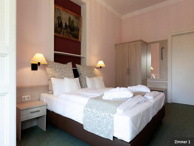 Hotel See Villa image