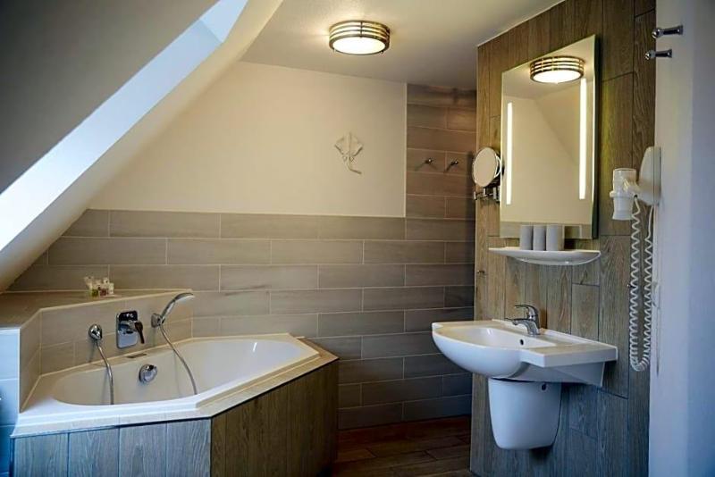 Bernstein Hotel Bootshaus image