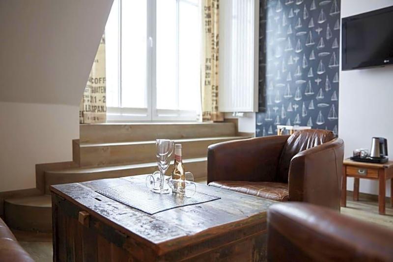 Bernstein Hotel Bootshaus image