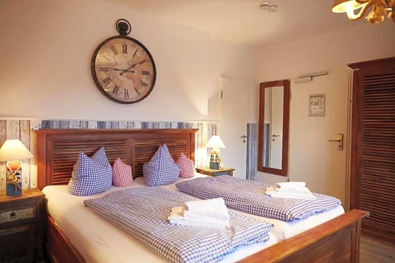 Bernstein Hotel Bootshaus image