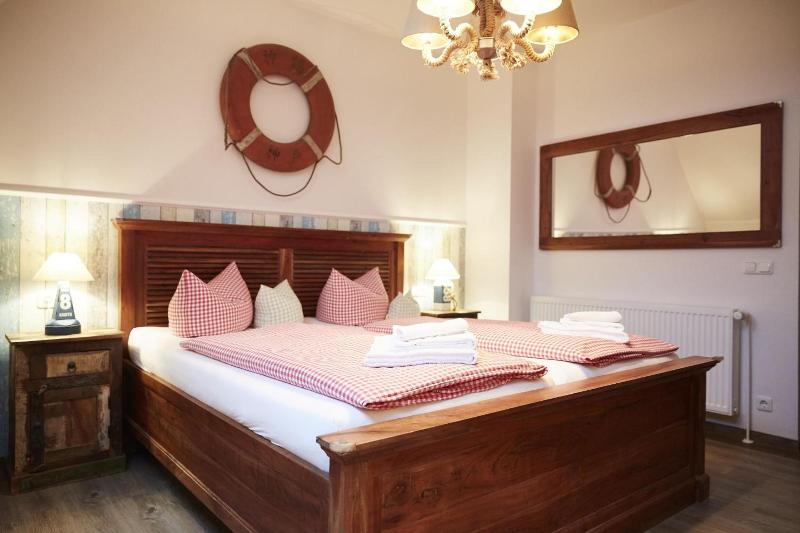 Bernstein Hotel Bootshaus image