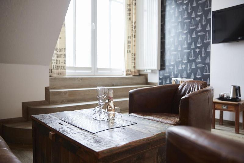 Bernstein Hotel Bootshaus image