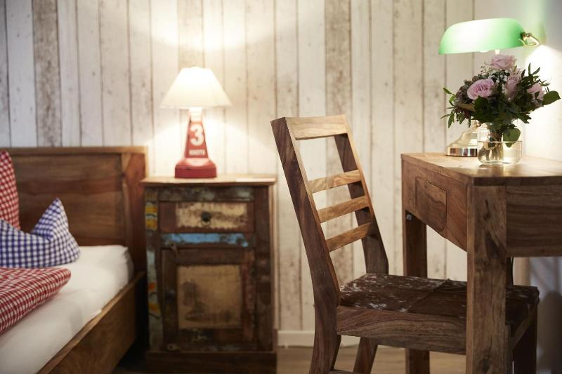 Bernstein Hotel Bootshaus image