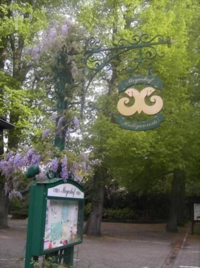 Meyerhof Heiligenrode image