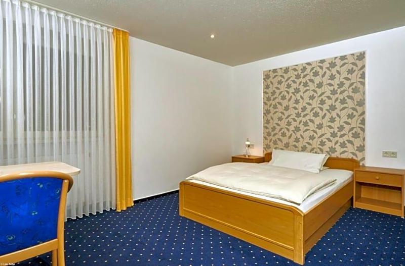 Hotel Bonamari image