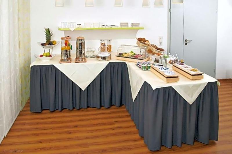 Hotel Bonamari image