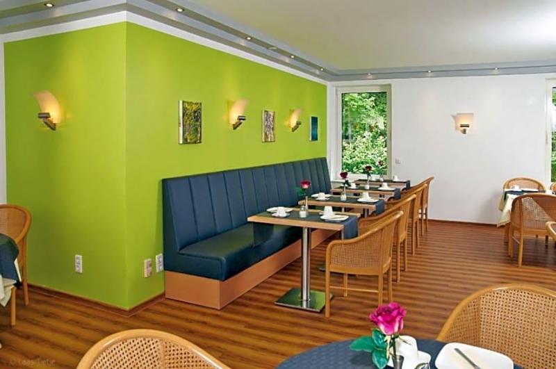 Hotel Bonamari image