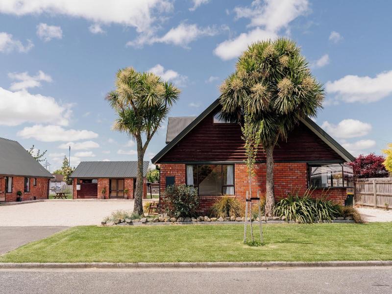 Snow Denn Lodge - Hostel