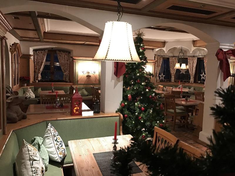 Deva Hotel Kaiserblick image