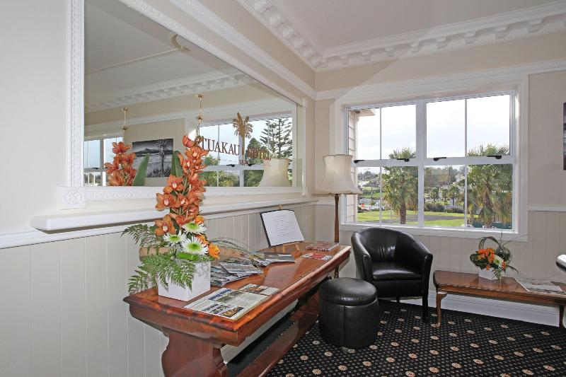 Tuakau Hotel image