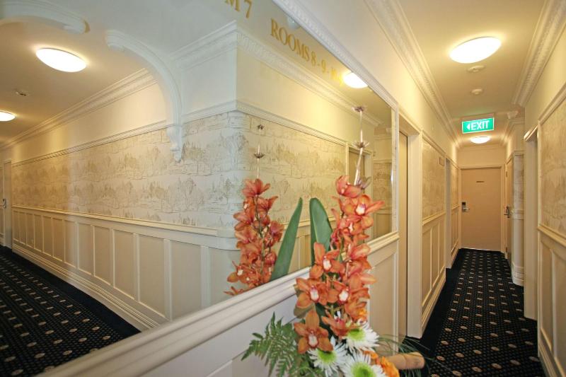 Tuakau Hotel image