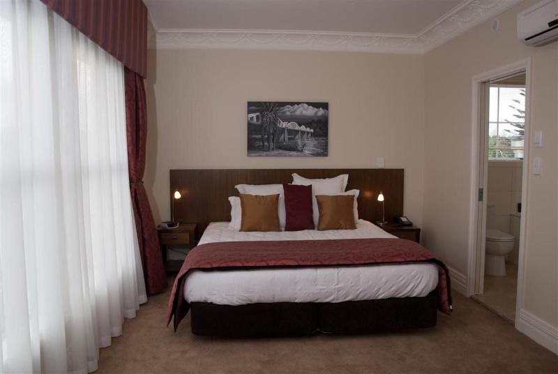 Tuakau Hotel image