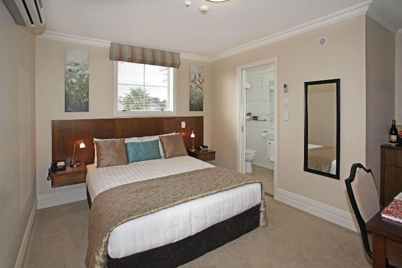 Tuakau Hotel image