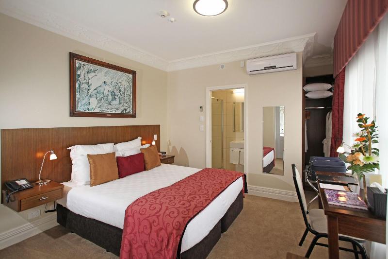 Tuakau Hotel image