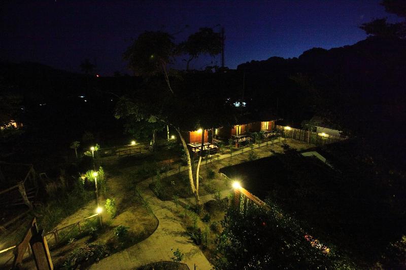 Pp Red Tuna Hut - Image 1