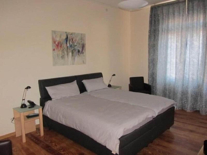 Exklusive Gästezimmer Landau image