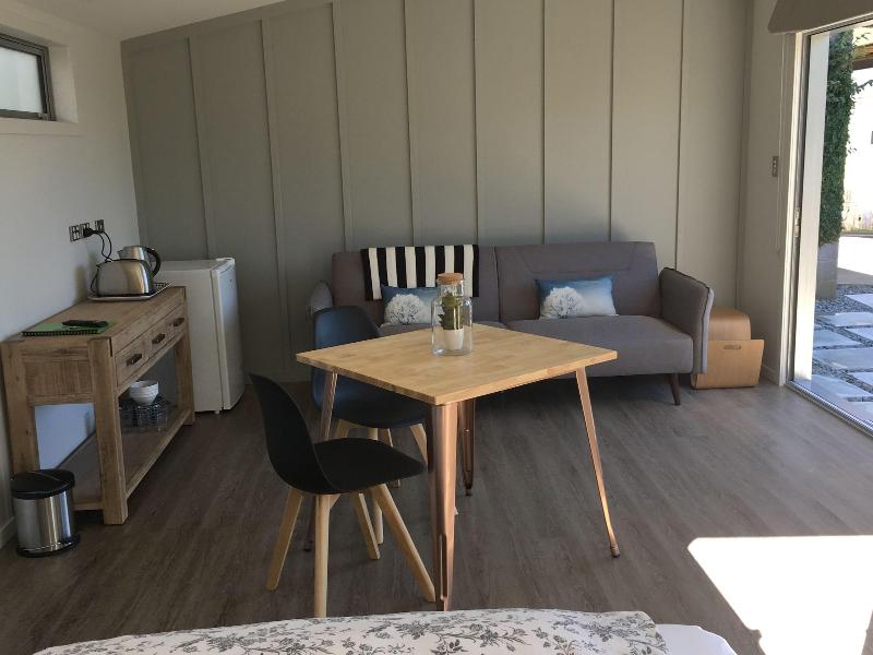 Kohi Beach Bed & Breakfast image
