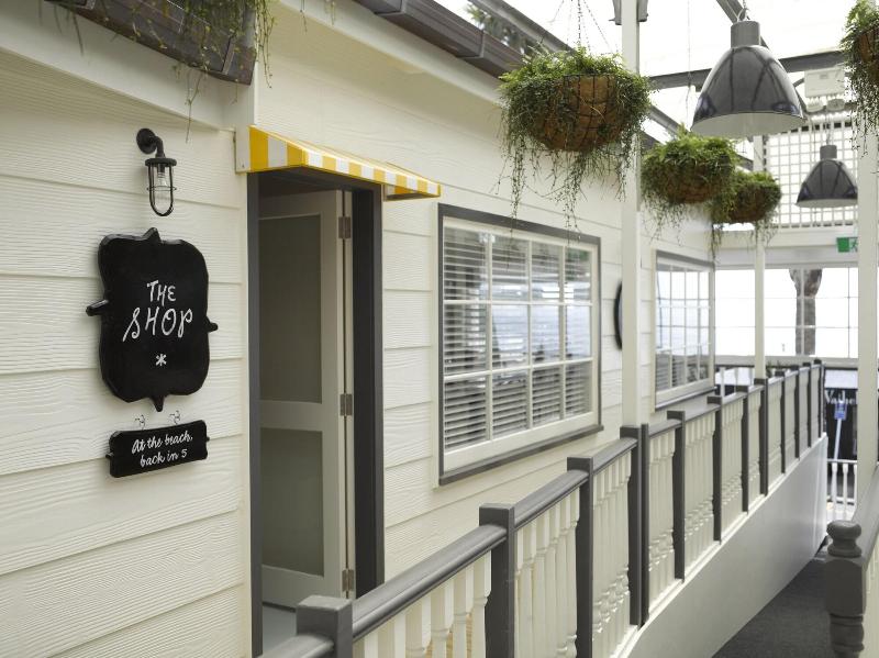 The Oyster Inn image
