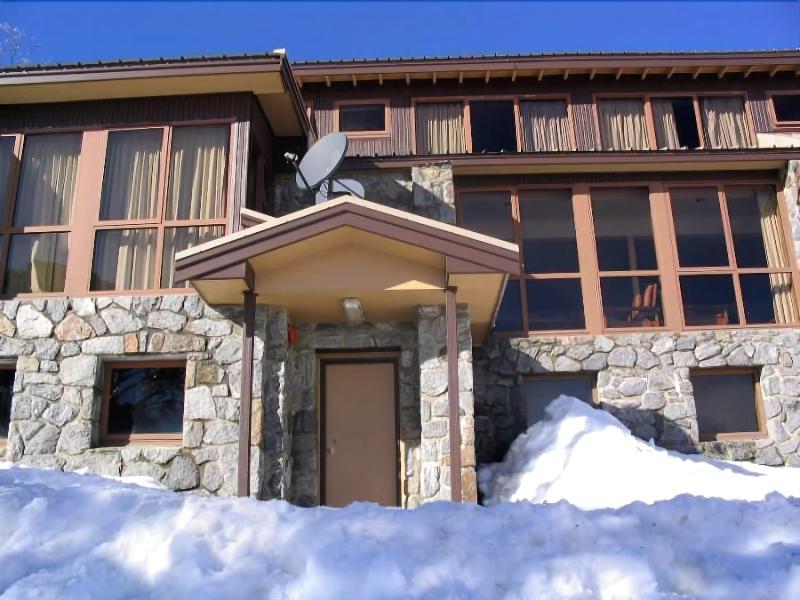 Boonoona Ski Lodge image