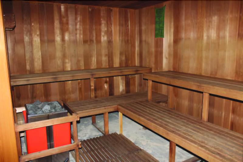 Boonoona Ski Lodge image