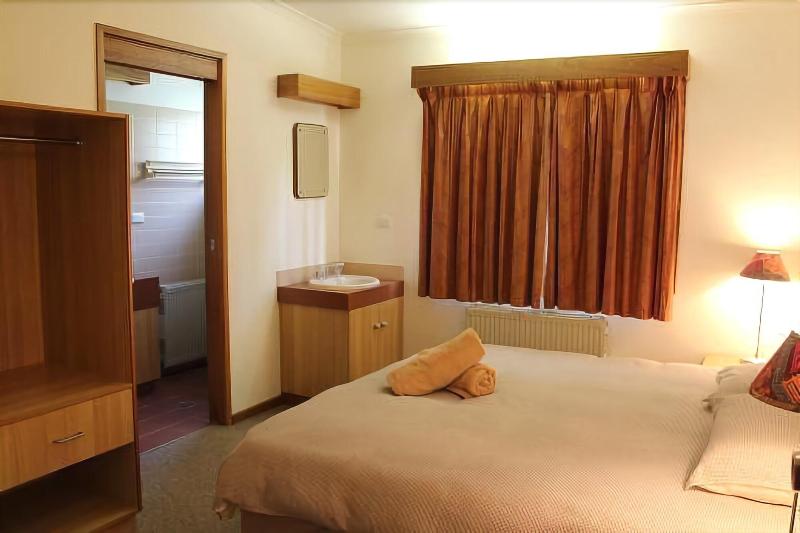 Boonoona Ski Lodge image