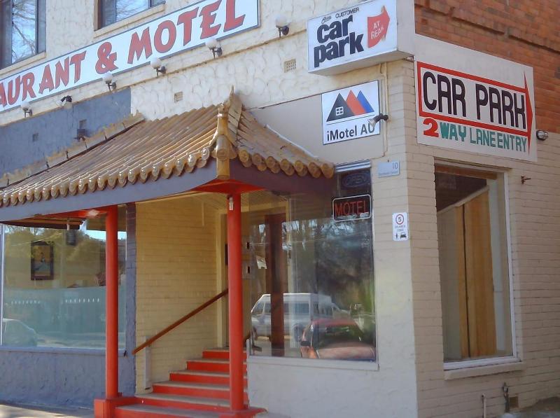 Imotel Au
