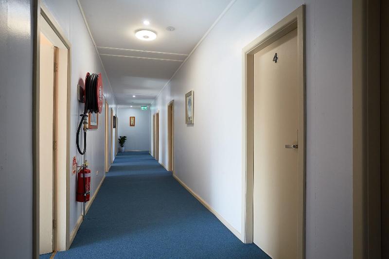 Imotel Au, Cooma