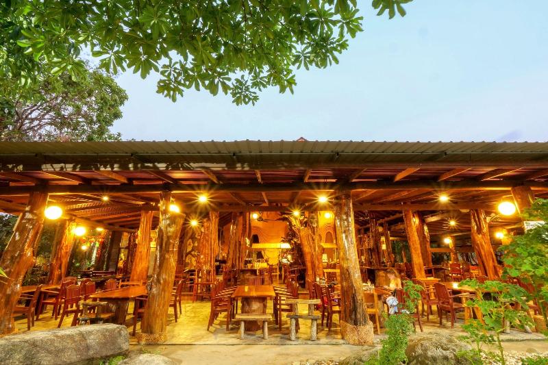 Tamnanpar Resort image