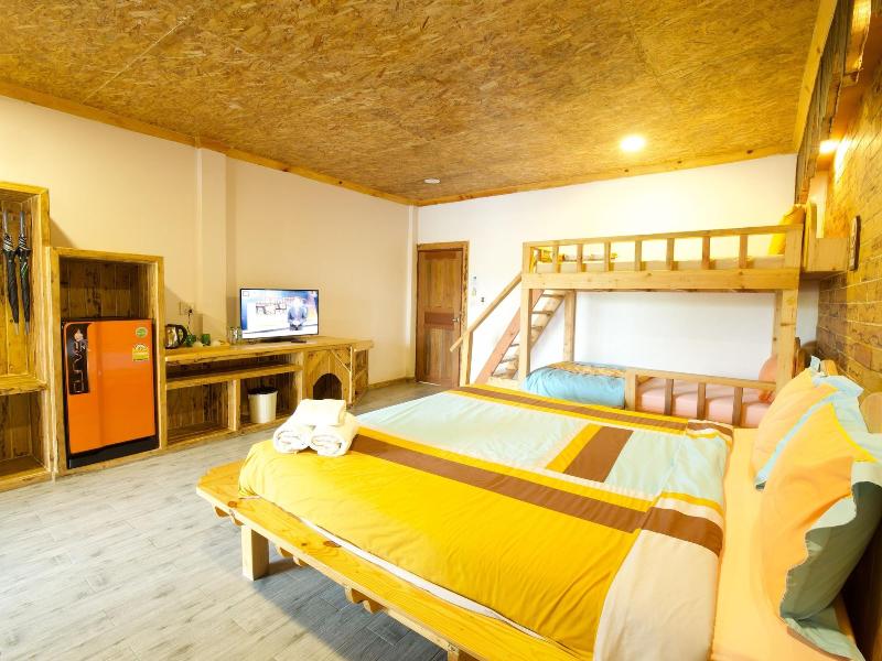 Tamnanpar Resort image