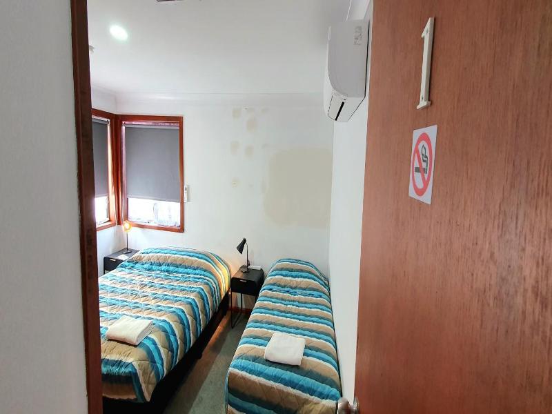 Young Goldrush Motel image