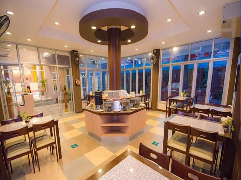Charoenchit House image