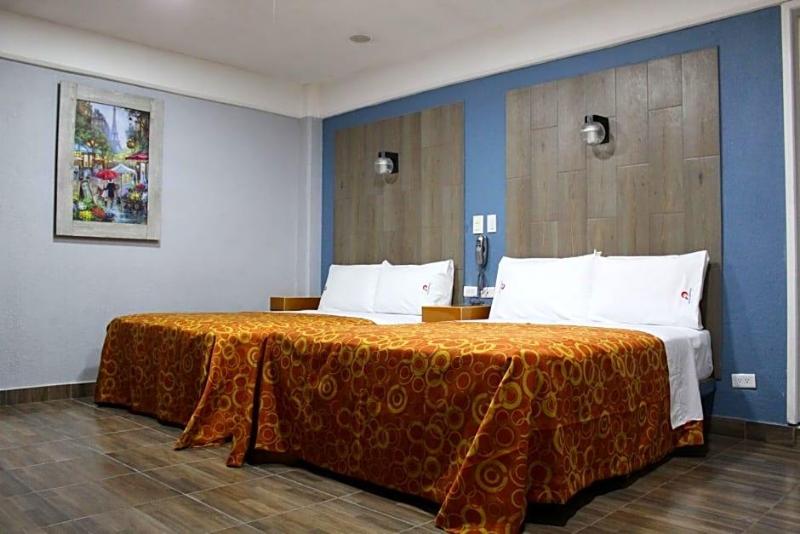 Hotel Central image