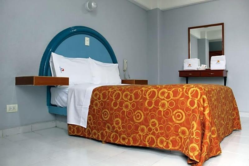Hotel Central image