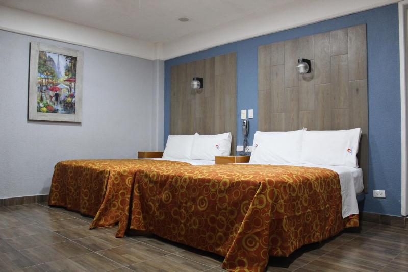 Hotel Central image