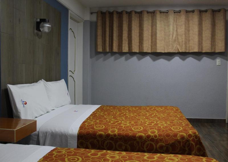 Hotel Central image