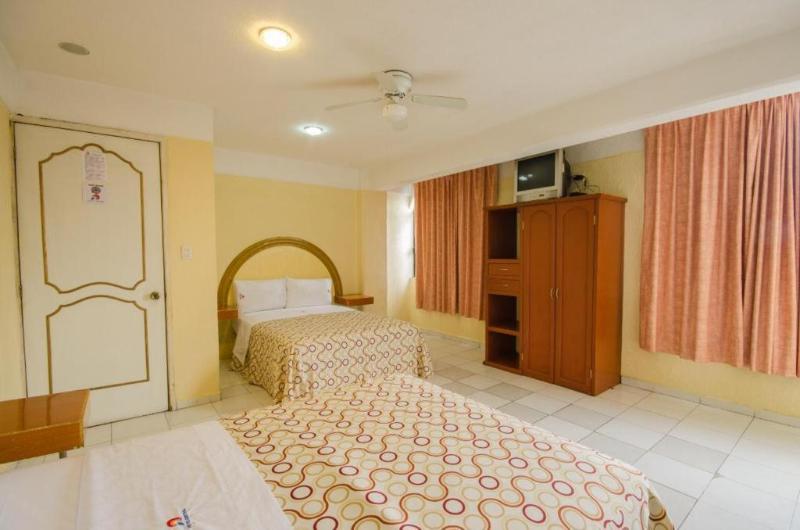 Hotel Central image