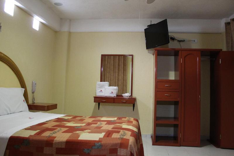 Hotel Central image