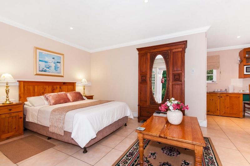 Heugh Road Guest House image