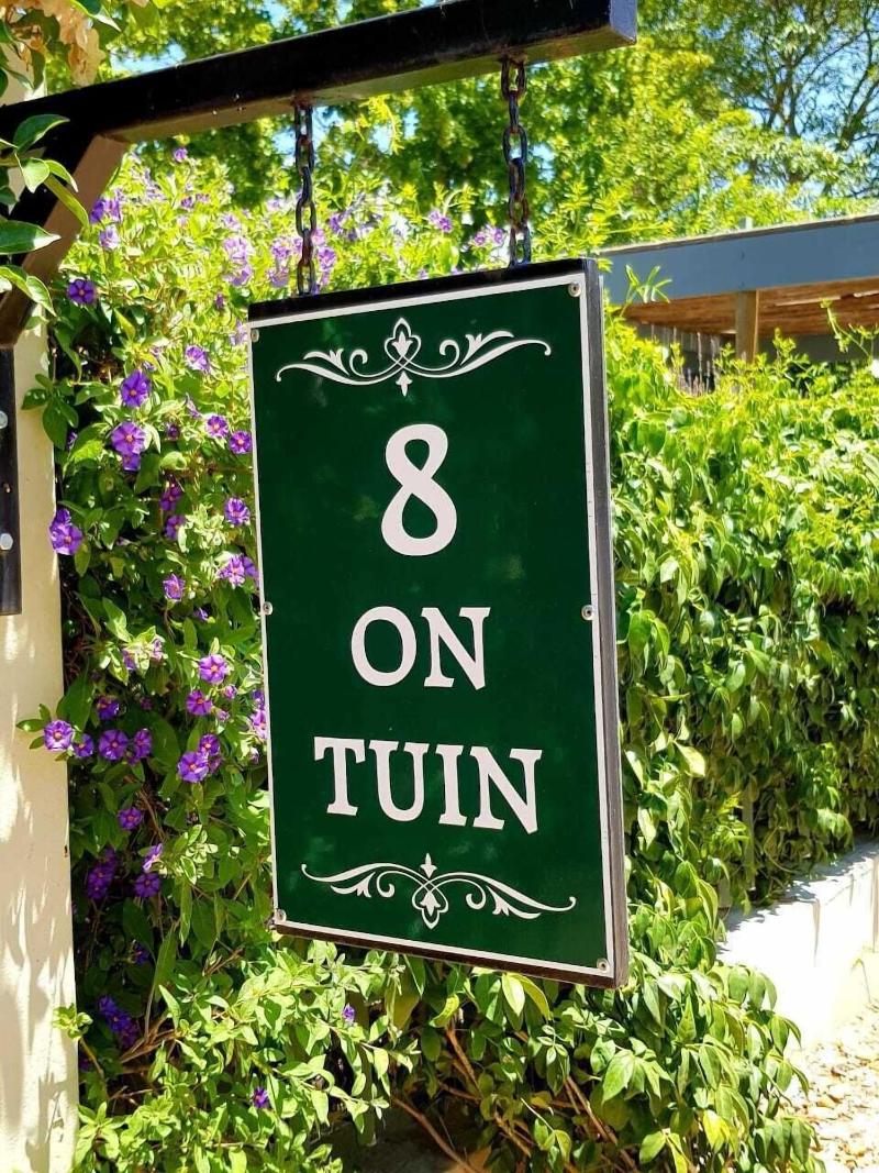 Eight On Tuin image