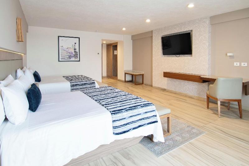 Hotel Velvet Plaza image