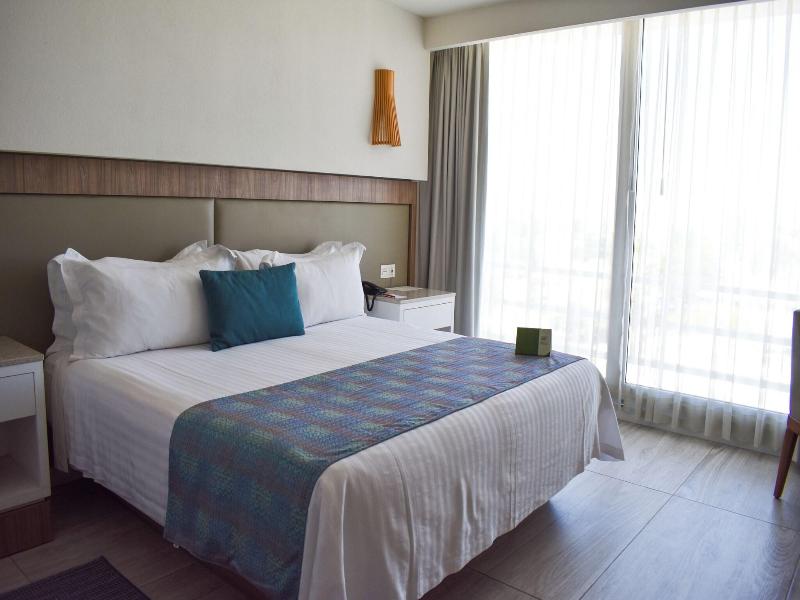 Hotel Velvet Plaza image