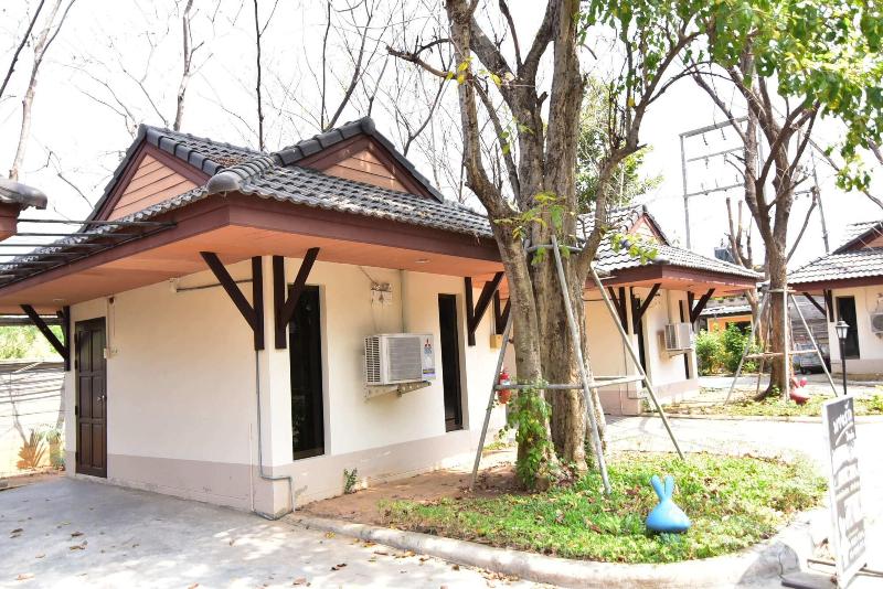 Bangrak Resort