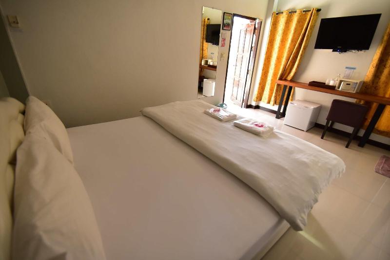 Bangrak Resort