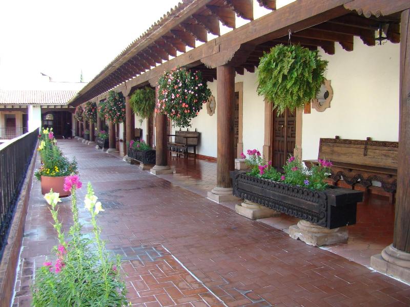 Mansión del Cupatitzio — view