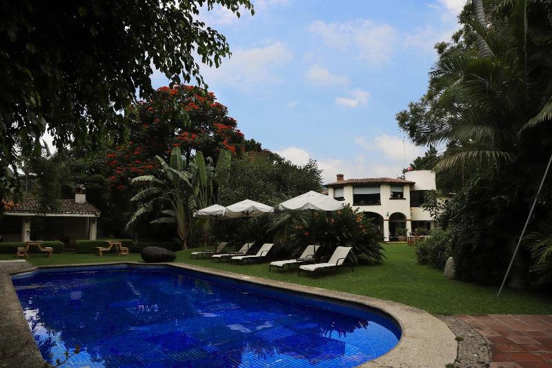 Casa Bugambilia image