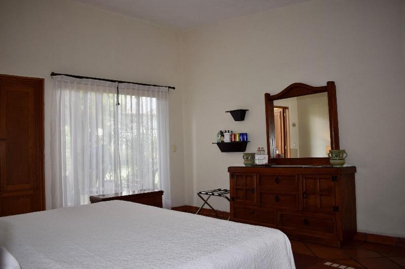Casa Bugambilia image